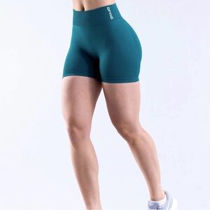DFYNE teal workout shorts
